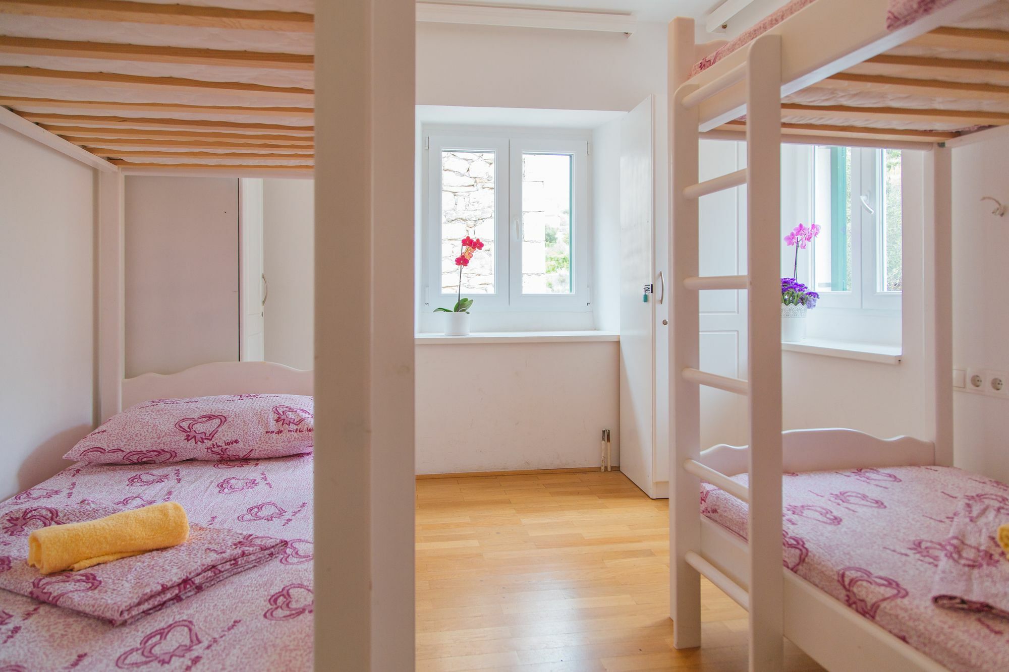 Хостел Cheap Sleep Marinero (Adults Only) Хвар Екстер'єр фото